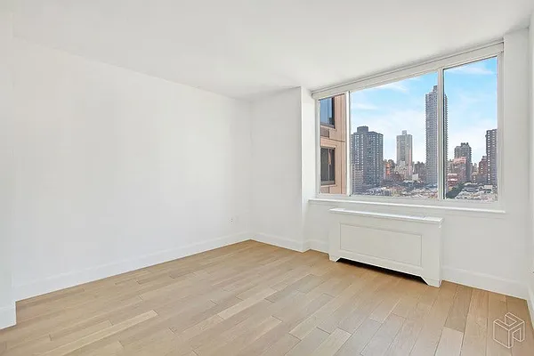 Rented by Halstead Real Estate | media 13