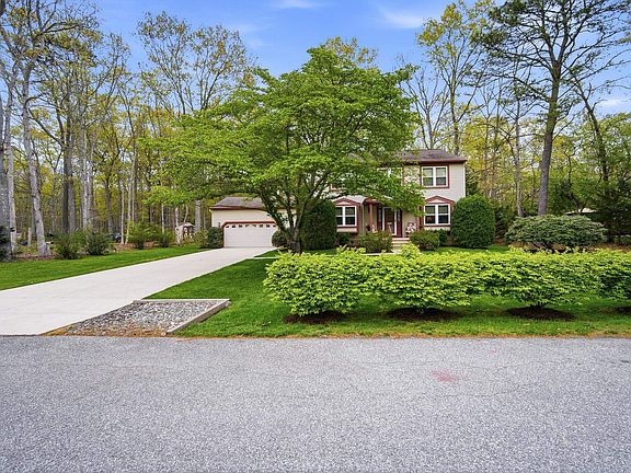 2nd image of 513 Forestbrook Dr