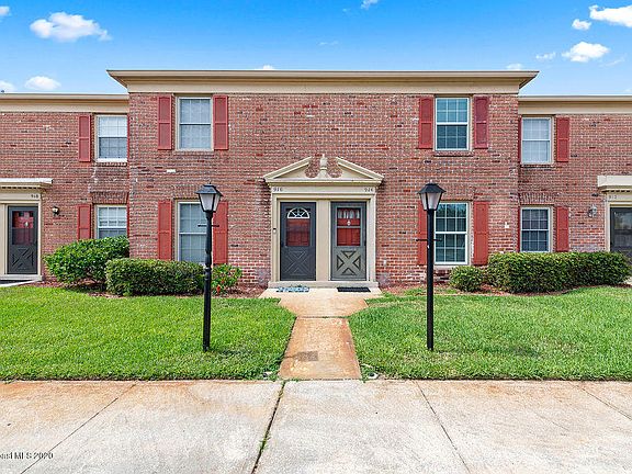 3rd image of 914 S Colonial Ct #111