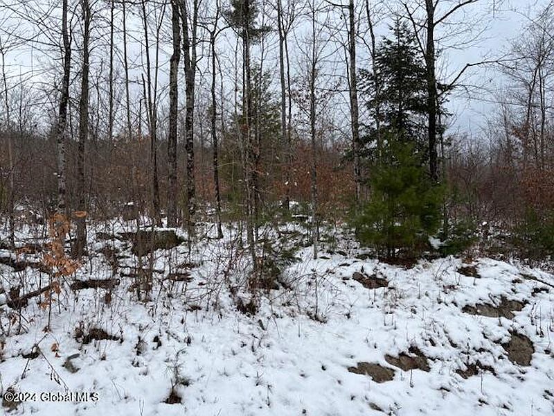 5th image of 1291 Glen-Athol Road