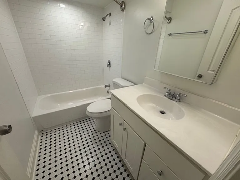 7528 Penn Avenue — Photo 18