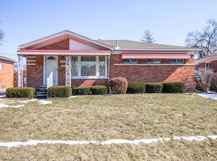 442 Clair St, Garden City, MI 48135