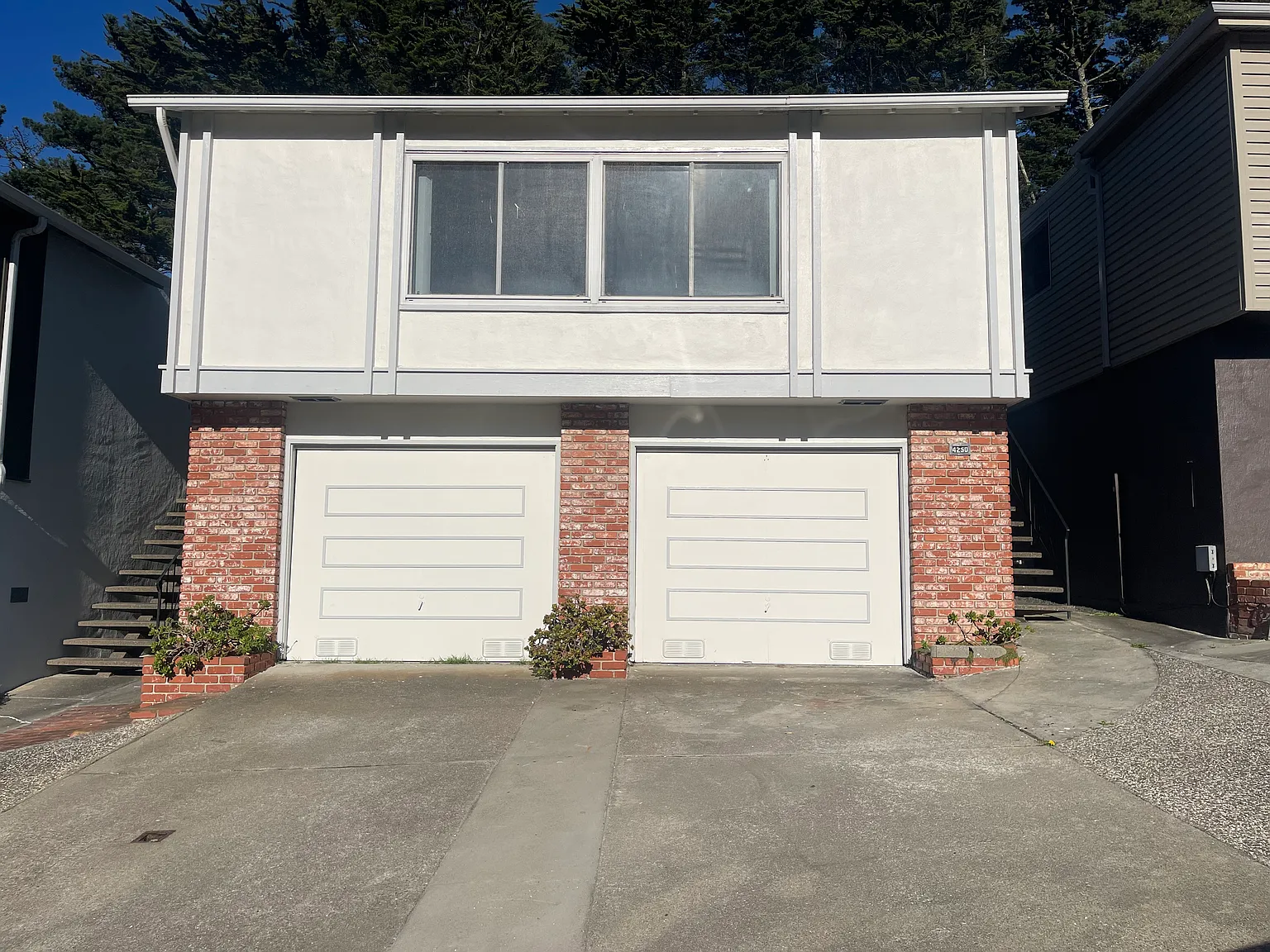 3 bed, 1410 sqft, $5,495 — Photo 1