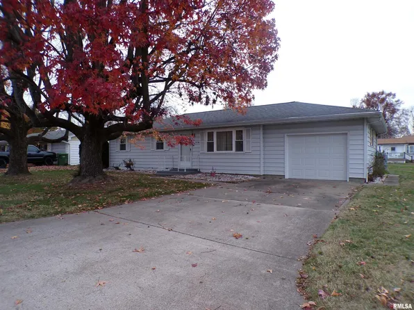 205 Dixie Dr, Chester, IL 62233