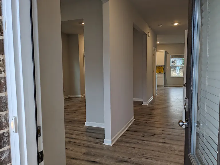 241 Clark Lake Ln — Photo 25