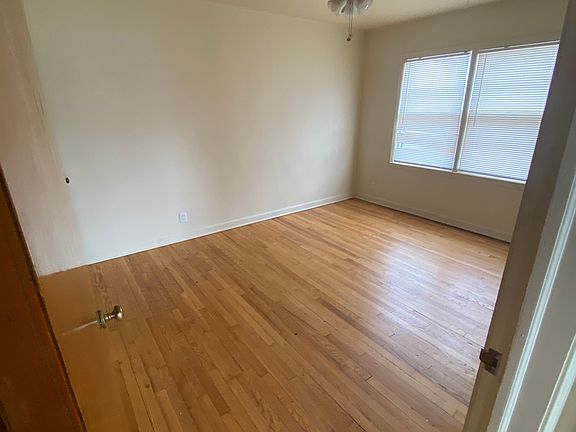 5th image of 3069 S 38th St APT 1