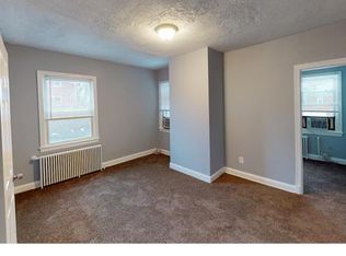 453 Mellon St SE APT 4, Washington, DC 20032