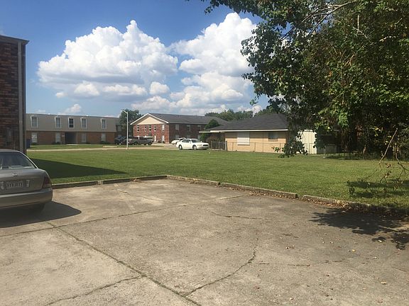 2nd image of 1716 N Harco Dr