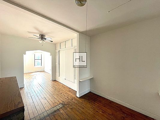 5th image of 326 Van Brunt St #B2