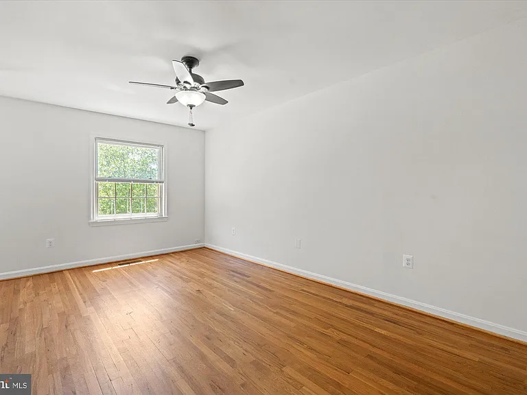 1026 N Pelham St — Photo 30