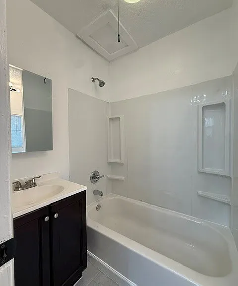 146 Meade St — Photo 10