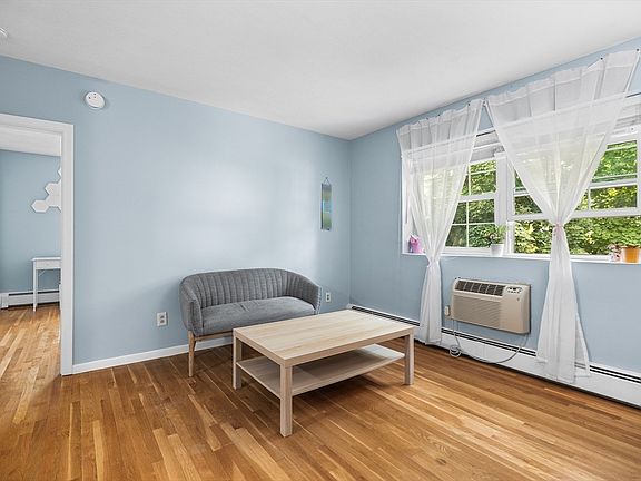 4th image of 217 Neponset Ave Unit 33