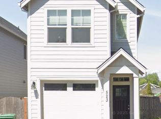 523 S Wynooski St, Newberg, OR 97132