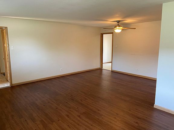 2nd image of 601 Lepere Ave APT 1E