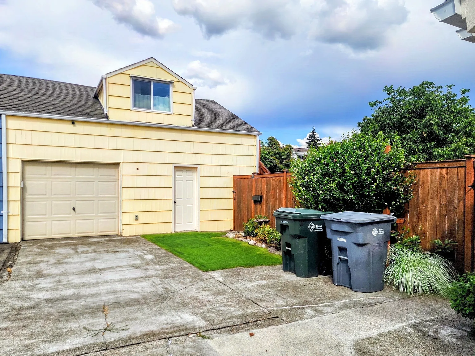 5th Ave SW, Puyallup — Photo 2