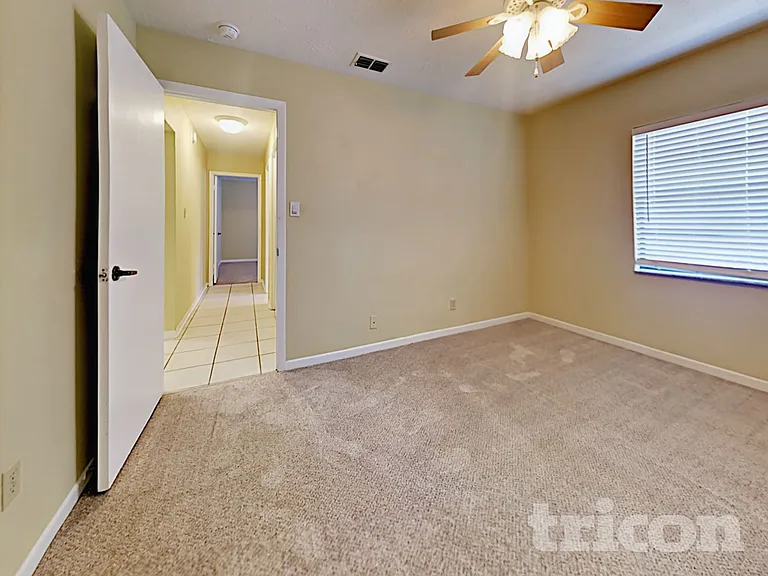 610 Oakmoss Dr — Photo 13