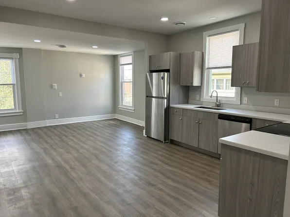 234 Broad St #4, Oneida, NY 13421