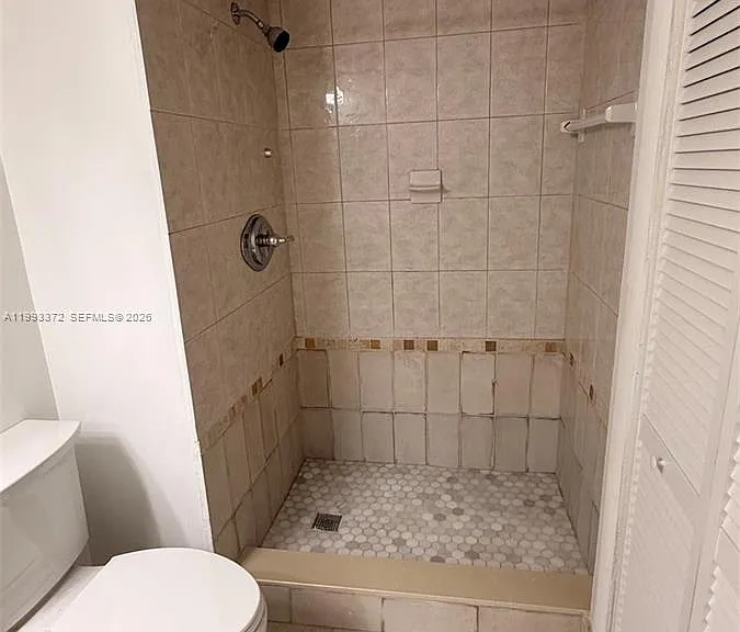 231 Lakeview Dr #204 — Photo 27