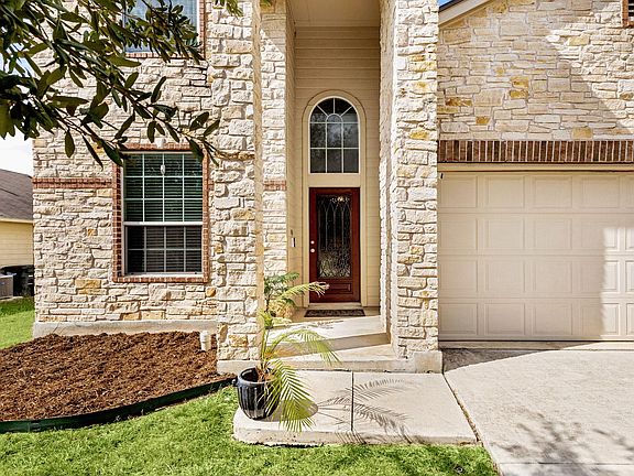 2nd image of 2909 Oak Branch Rdg