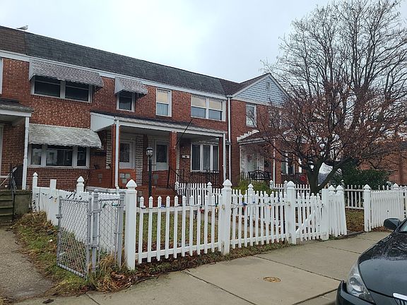 3rd image of 1011 Dalton Ave