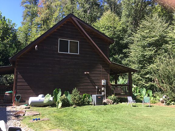 2nd image of 450 Old Brevard Hwy
