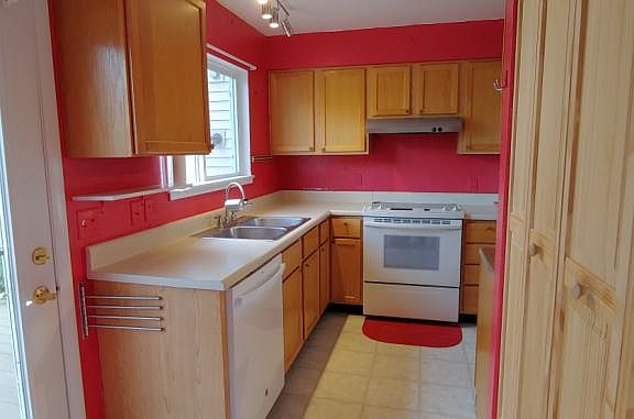 5th image of 9770 8th St #B
