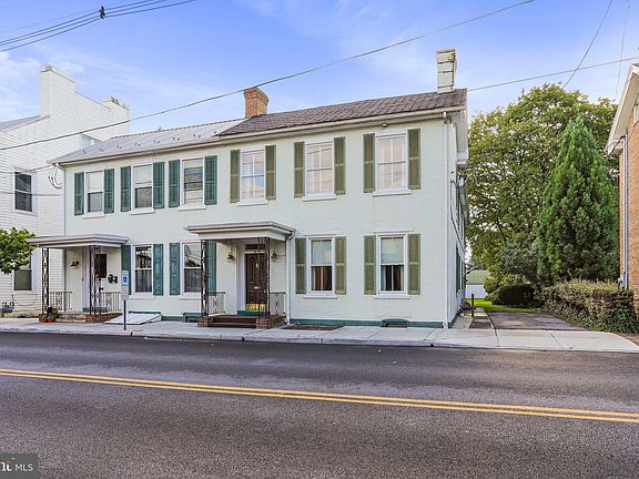 3rd image of 38 N Carlisle St