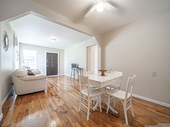 5th image of 136 KOEHLER CT