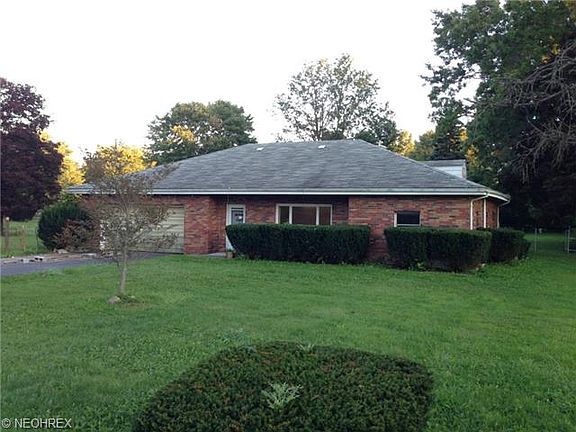 2nd image of 2534 Betula Ave