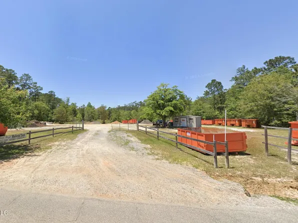 17056 Kapalama Dr, Pass Christian, MS 39571