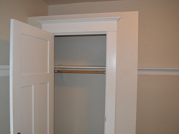 5th image of 1002 Earnest S Brazill St APT 1
