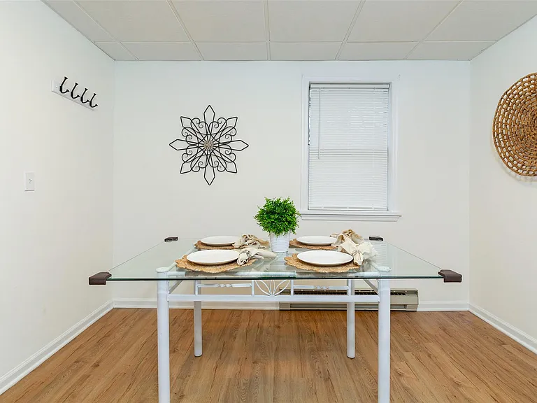 48 Columbia St #3 — Photo 5