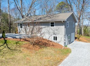 1923 Riverbend Rd, Franklin, NC 28734