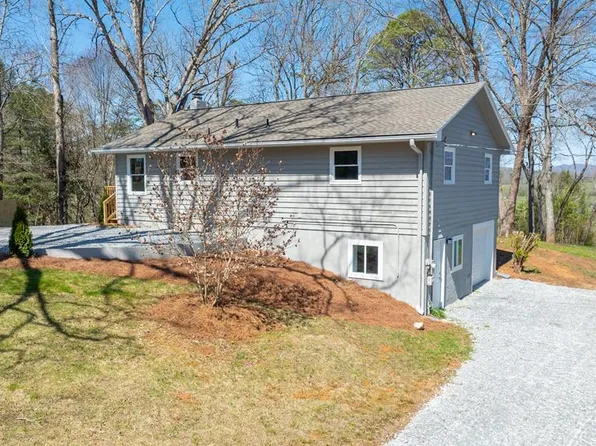 1923 Riverbend Rd, Franklin, NC 28734