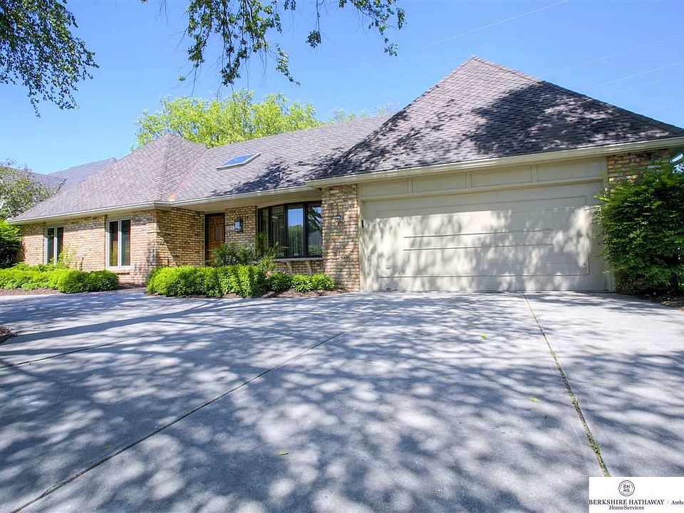 1st image of 12382 Rose Ln