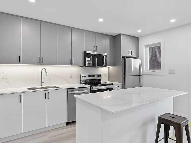 587 Oakwood Ave — Photo 119