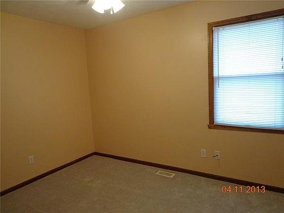 5th image of 3466 Pleasant Lake Dr