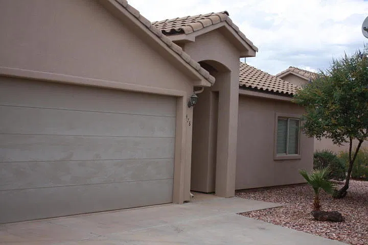 478 N 2480 W