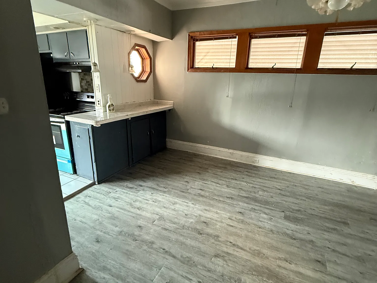 3 bed, 1.5 bath, 1500 sqft, $1,650 — Photo 2