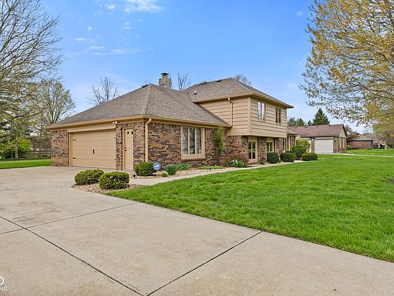 2nd image of 10673 Rolling Springs Dr