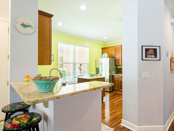 3rd image of 132 Banyan Bay Dr