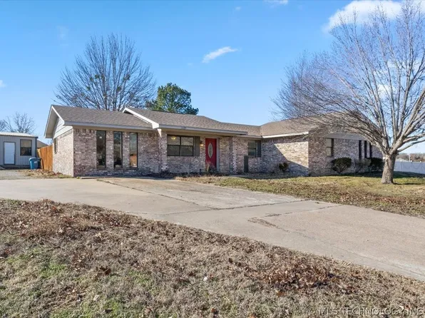1489 S Walker Dr, Atoka, OK 74525