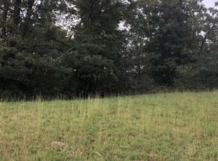 1033 Crown Ridge Ln, Powell, TN 37849