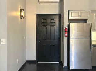 24 Beacon St #102A, Littleton, NH 03561
