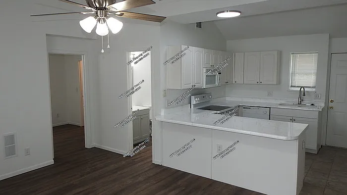 3501 N Drury Ave — Photo 4