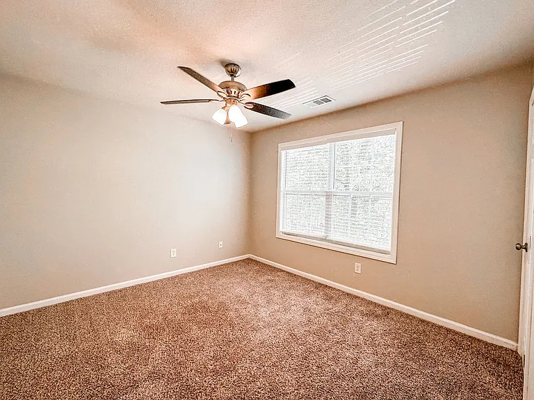 3230 Century Dr — Photo 15
