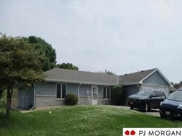 5016/5020 Copper Creek Rd, Omaha, NE 68157