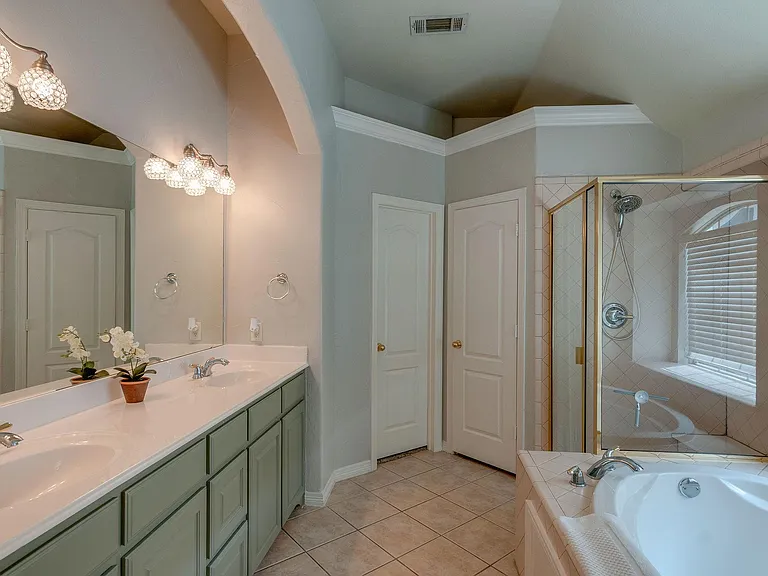 6008 Frost St — Photo 19
