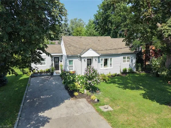 8 Victoria St, Haldimand County, ON N0A 1H0