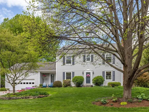 13 Butler Drive, South Burlington, VT 05403